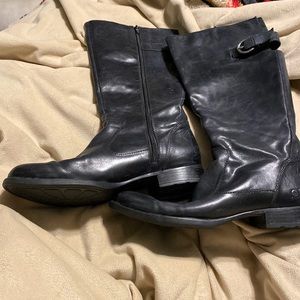 Born black leather boots size 9